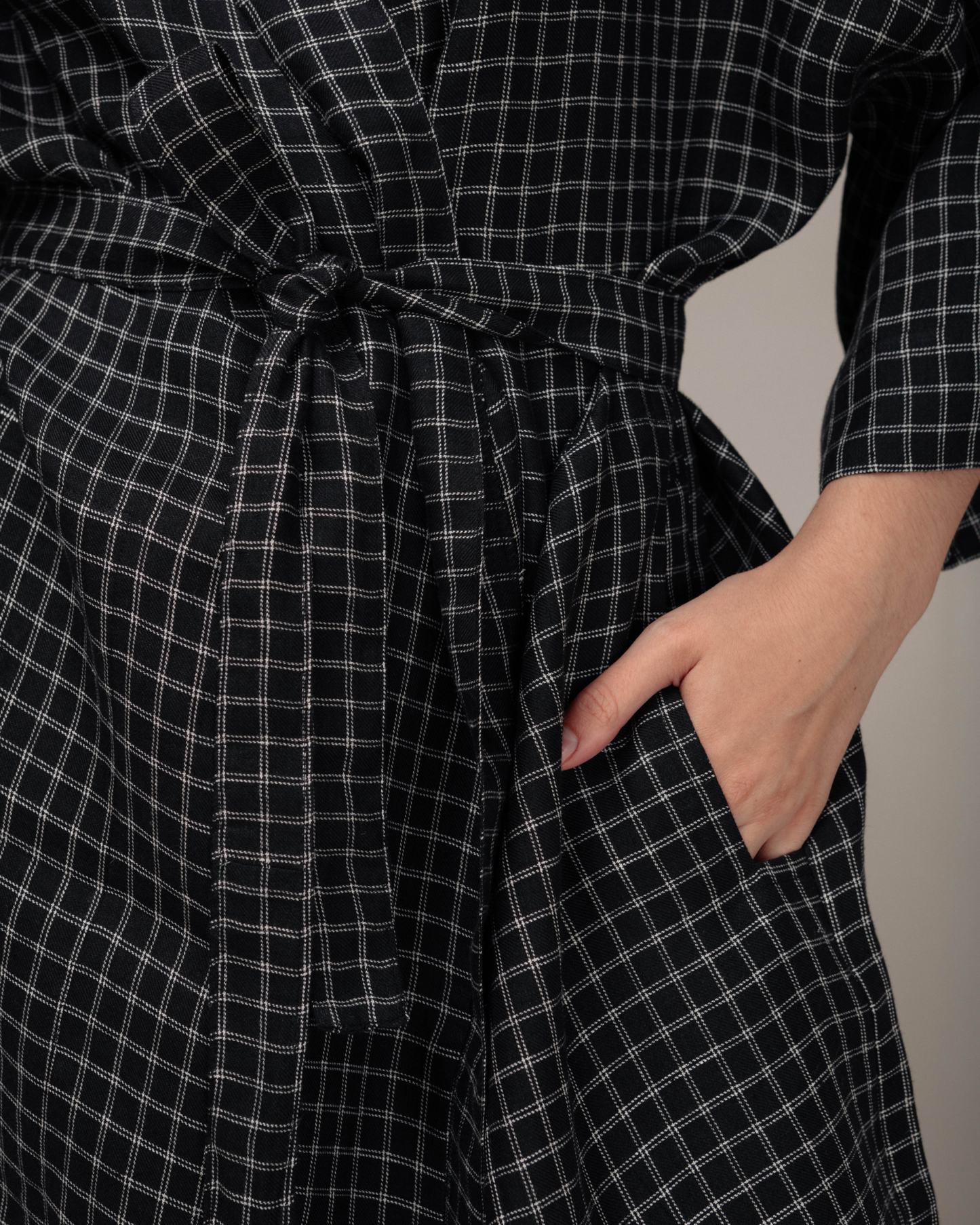 Unisex linen robe