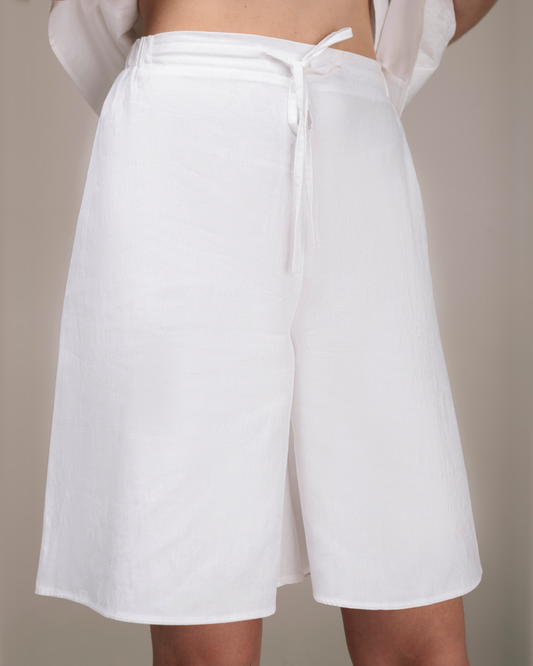 Bermuda rose shorts