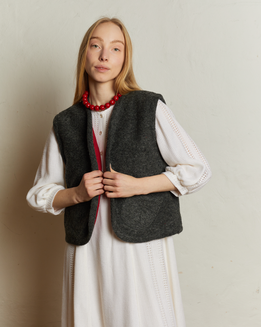 Women's woolen vest